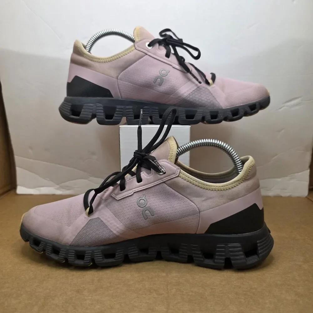 On cloud womens
